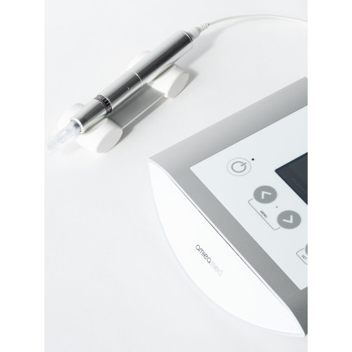Microneedling